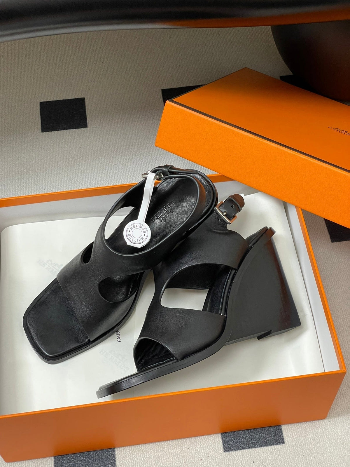 HERMES 25S KALYA WEDGE SANDAL 100 MM IN BLACK LAMBSKIN